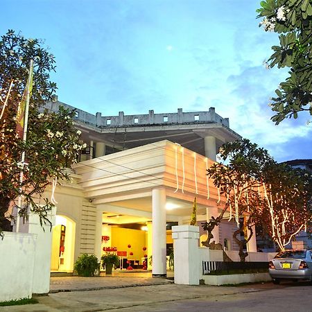 Rainbow Beach Hotel Negombo Extérieur photo